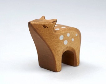 Waldorf Wooden Fawn - Roe Toys - Toy Deer - Wooden Animal Figurine - Waldorf Toys - Wooden Toy - Waldorf Toy - Eco Ffriendly - Natural Toys