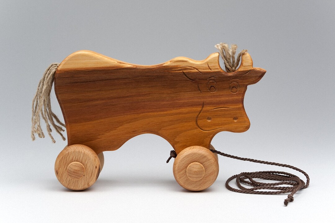 Eco Toy Cow Wood Wood Cow Pull Toy on Wheels Figurine Cow Rolling Toys