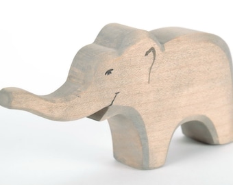 Elephant Statue - Elephant Wood - African Animals - Wooden Animal Toys - Wooden Figures - Wood Animal - Toddler Games - Dadakacraft