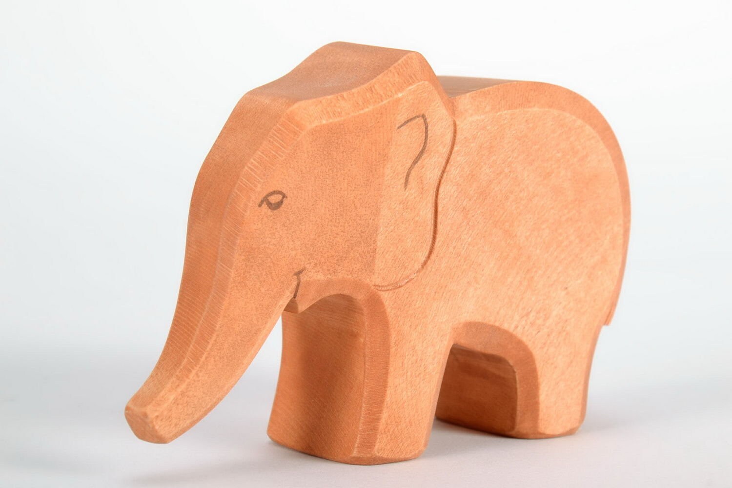 Éléphant en bois flexible pour presser jouet traditionnel des enfants