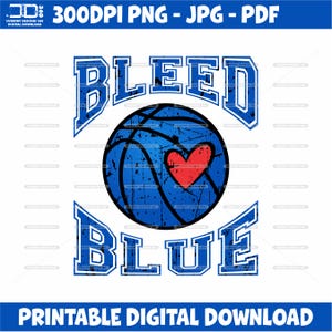 Puede incluir: Una pelota de baloncesto azul con un coraz&oacute;n rojo en su interior, con las palabras "BLEED BLUE" en una fuente universitaria azul y blanca.