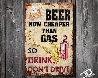 Vintage metalen bierbord | Bier goedkoper dan metalen bord van gas | Barcadeau | Barborden |  Cadeau voor hem | home bar mancave geschenken | gasteken