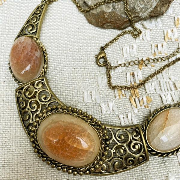 Collier de déclaration ethnique bronze avec cabochons agate style Byzance collier moyennageux viking