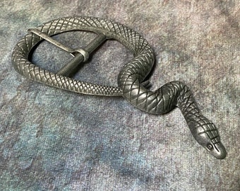 Unique Snake Belt Buckle Pewter Color 6 » (L) x 2 5/8 » (w)