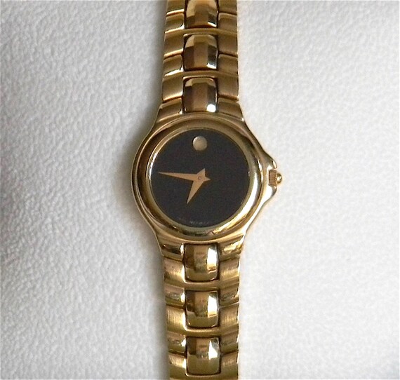 movado classic gold