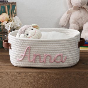 Personalisierter Babyparty-Korb-Geschenk, kundenspezifischer Baby-Jungen-Namenskorb, Neugeborenen-Taufgeschenkkorb, Kinderzimmer-Dekor-Aufbewahrungs-Organisator