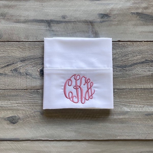 Monogram Pillowcase, Set of Monogrammed Pillowcases, pillowcase, monogram, dorm, graduation gift, personalized pillowcase, mrmrs