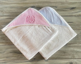 Hooded towel girl, monogram hooded towel baby, personalized bath towel, personalized hooded towel, monogram bath towel, monogram towel girl