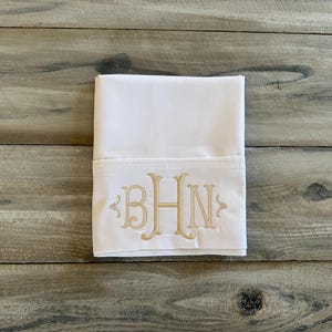 Monogram Pillowcase, Set of Monogrammed Pillowcases, pillowcase, monogram, dorm, graduation gift, personalized pillowcase, mrmrs, wedding