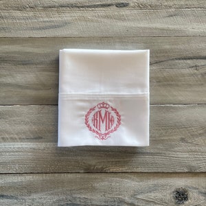 Monogram Pillow case, Set of Monogrammed Pillowcases, pillowcase, monogram, dorm, graduation gift, personalized pillowcase, mrmrs