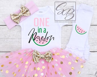 One in a Melon first birthday outfit, 1st Birthday Girl Outfit, First Birthday Outfit Girl, Watermelon Birthday Party S149 1BD (LIGHTP)