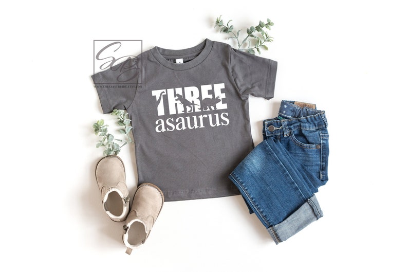 three asaurus rex
