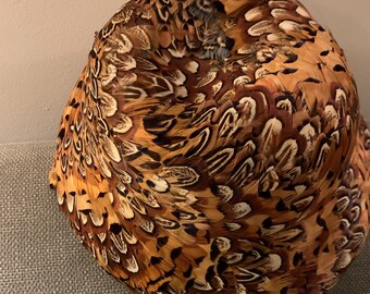 VINTAGE PHESANT PEACOCK Feather Hat Stunning Antique  display picture 1