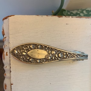 Vintage Hair Barrette / Silver Spoon or Fork Made of Upcycled Antique Utensil Handle / Ornamental Gingerbread Girl or Wedding Accessory