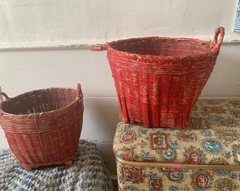 Rustic Primitive Wicker Handmade Nestling Red Country Cottage Market Baskets with Handles / Set of 2 Painted Vintage Rattan Baskets