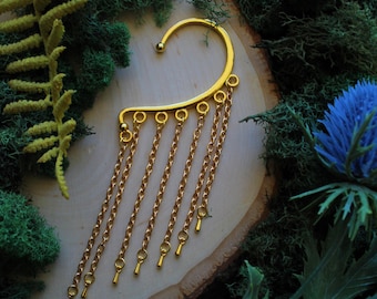 Fantasy Ear Hanger, Medievalcore, Renaissance Jewelry, Fantasycore Jewelry, Ear Danglers, Ear Wraps, Elvencore