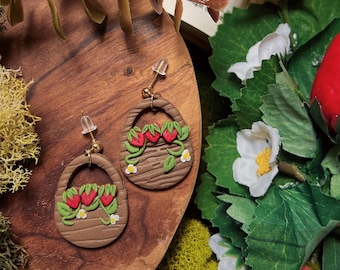 Polymer Clay Strawberry Basket  Earrings, Cottagecore Earrings, Hobbitcore, Strawberry, Handmade Jewelry, Clay Earrings