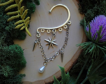 Fantasy Ear Hanger, Medievalcore, Renaissance Jewelry, Fantasycore Jewelry, Ear Danglers, Ear Wraps, Knightcore
