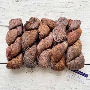 Malabrigo RIOS (Sternzeichen) - STEINBOCK | Kammgarn (4) ,4 fädig, 100% Merinowolle Superwash,Malabrigo Garn,Geschenk für Stricker/Häkelinnen