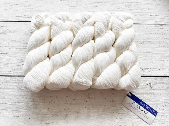 Malabrigo RIOS WHITE worsted Weight Yarn 4 ,4 Ply, 100% Superwash Merino  Wool, Malabrigo Yarn, Gift for Knitters or Crocheters 