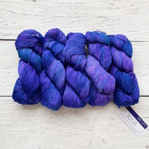 Malabrigo RIOS (Zodiac) - LEONE / Filato pettinato (4), 4 capi, 100% lana merino superlavabile, filato Malabrigo, regalo per magliai/uncinettatori