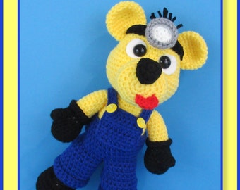 Bear Crochet Pattern/Minion Bear/Minions/Cute Bear/Cuddly Bear/Bear with Overalls (English PDF file only, this is not the finished doll)