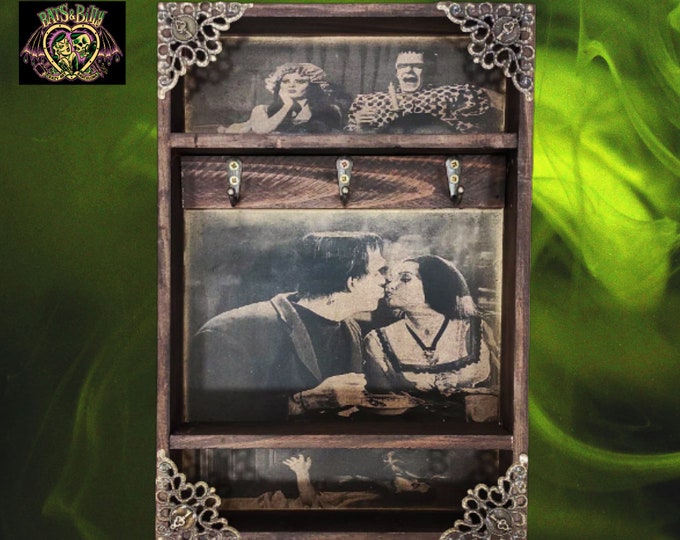 The Munsters Love Key Rack