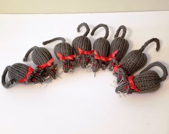 Hand Knitted Catnip Mouse Toy for Cats