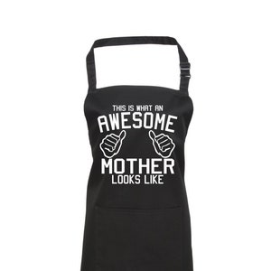 Ecco come appare una Madre fantastica. Grembiule da cucina e da forno
