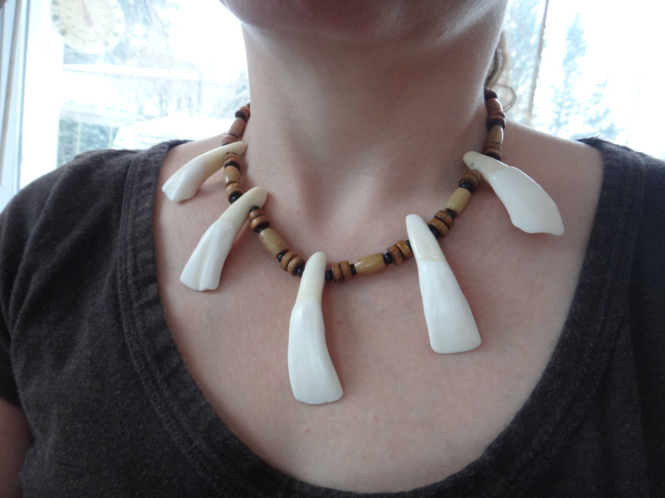 Native American style Buffalo bone or Hairbone necklace - munimoro.gob.pe