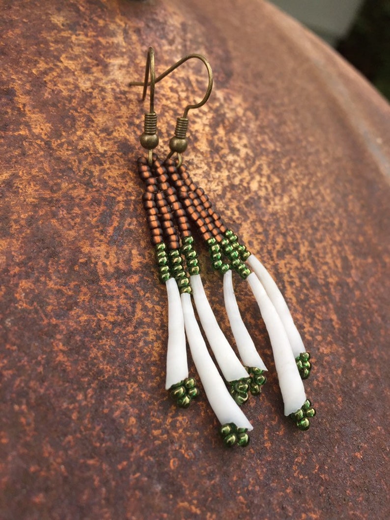 Native American Earrings. Dentals Shell. Aboriginal Beaded Earrings