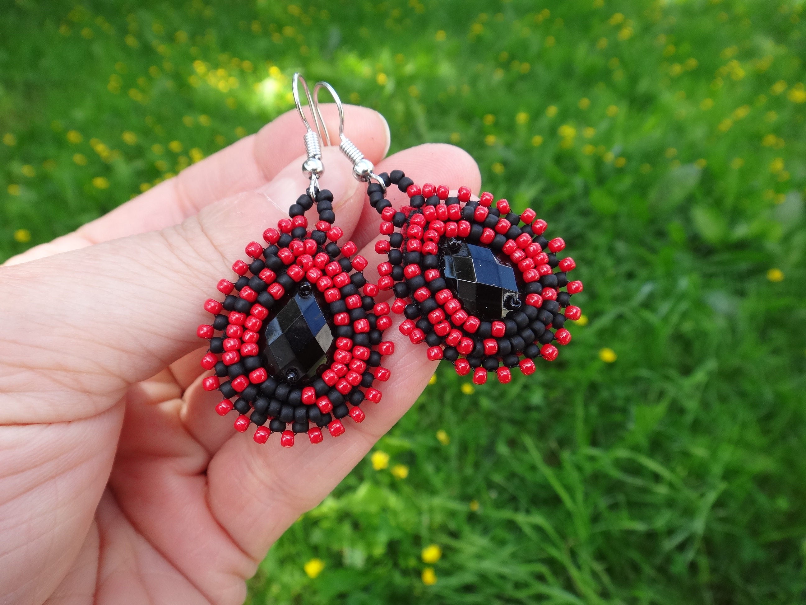 Native american beaded earrings sale