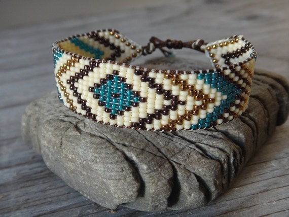 Amazon.com: Sunrise Native America Bead Bracelet, Blue Bead Loom Bracelet, Loom  Bead Bracelet, Native America Jewelry, Native America Bead Jewelry :  Handmade Products
