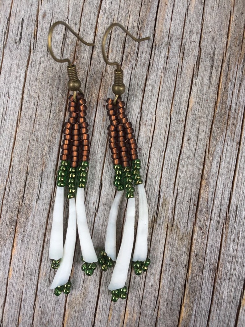 Native American Earrings. Dentals Shell. Aboriginal Beaded Earrings