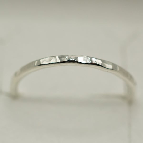 Sterling Stackingring Hammerschlagoptik