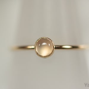 Goldfilled ring with white moonstone