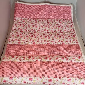 Hearts & Roses Strips Quilt