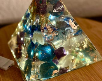 The Prism of the Dragon’s Hoard - Dragon Hoard Resin Pyramid – Glow in the Dark Dice, Selenite Crystal Fantasy Gaming Lamp