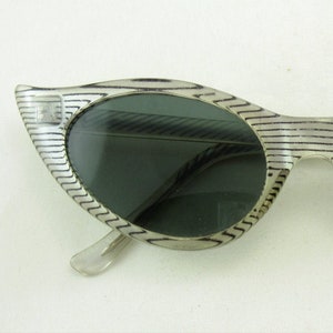 Retro Glam 60s CATEYE Gray Striped SUNGlasses; Charity Donation