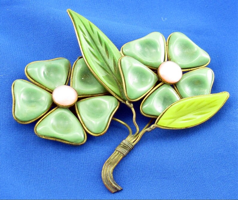 Plastic Poured Glass Style Flower Bouquet Brooch; Wire Caged Petal Corsage Faux French Gripoix