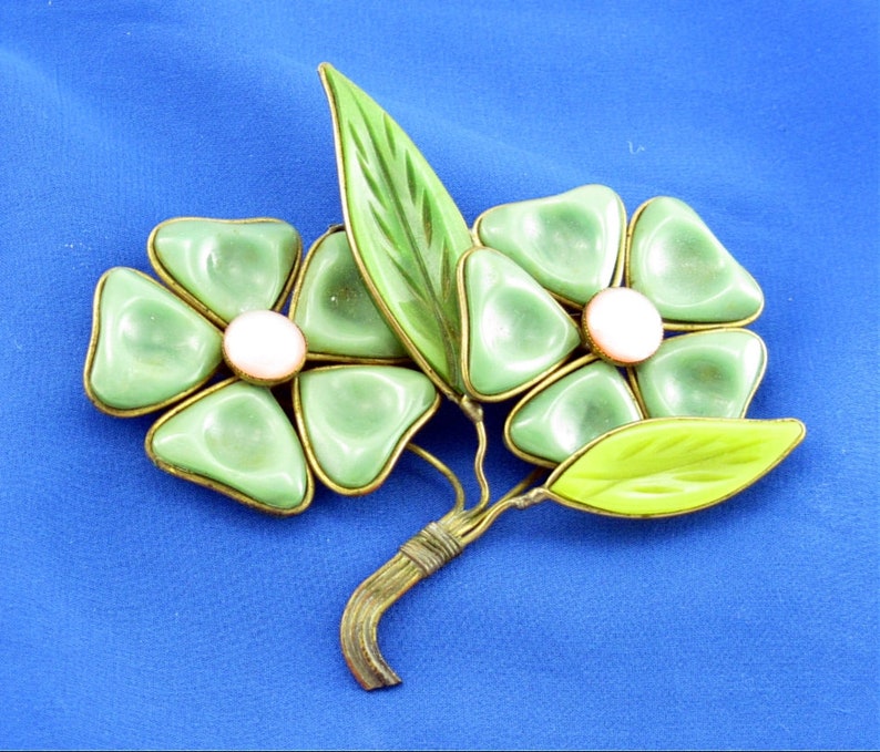 Plastic Poured Glass Style Flower Bouquet Brooch; Wire Caged Petal Corsage Faux French Gripoix