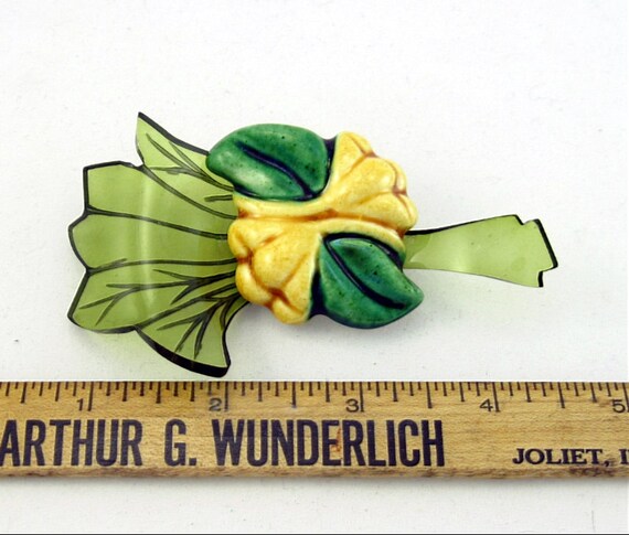 ELZAC 40s Carved Green Lucite Ceramic Yellow Flow… - image 6