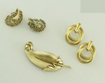 Golden TRIFARI Lot 70s GT Leaf Pin; Circles Buttons Post Clip Earrings; Disaster Relief
