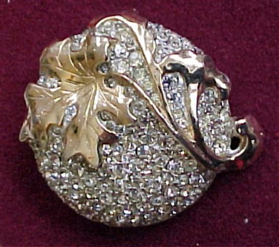 Vintage 1940s REJA Rhinestone GT Maple Leaf Brooch