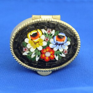 GOEBEL 1970s Pill Box Italian Floral Vintage Micro Mosaic GT Round; Original Sticker