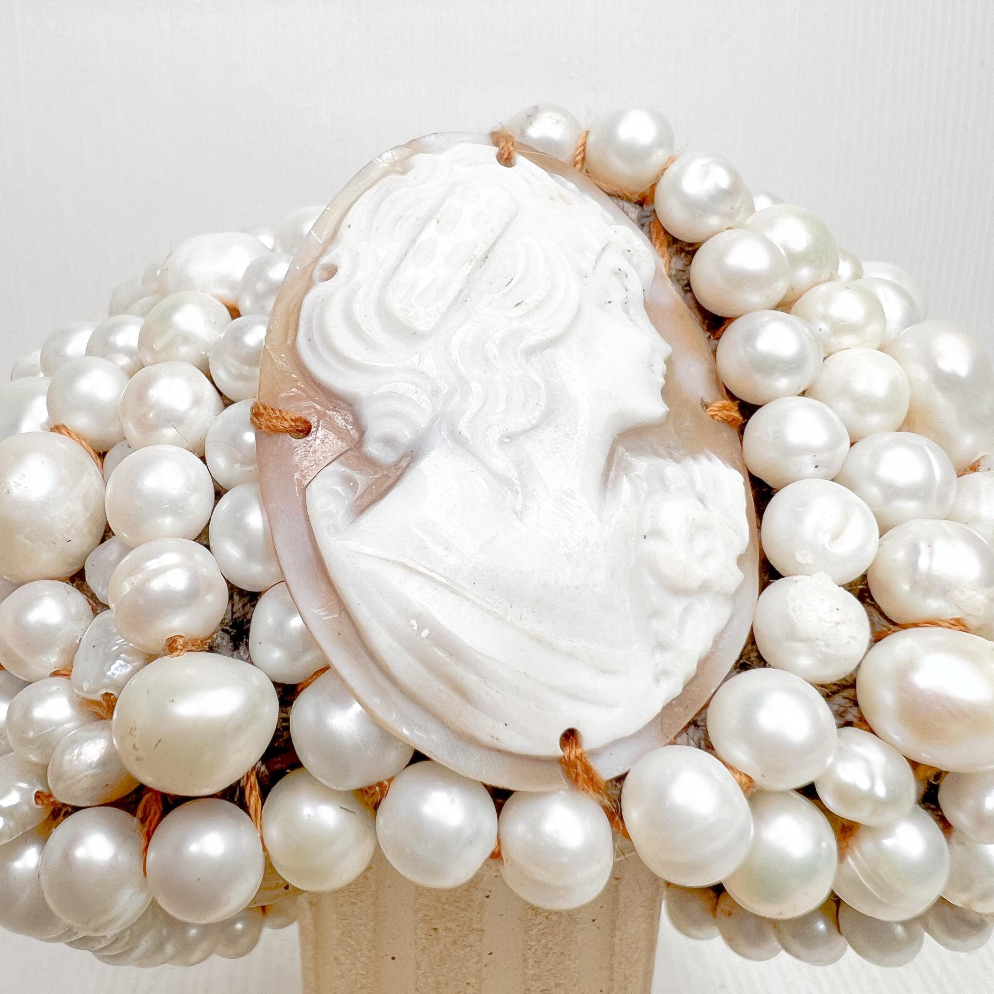 ◆VINTAGE HOLLYWOOD◆ Baroque Pearl Matte Bracelet VH239OBR0 Baroquepearlbracelet.png?v=