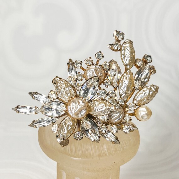 Vintage Beau Jewels Dented Pearls and Rhinestone … - image 3