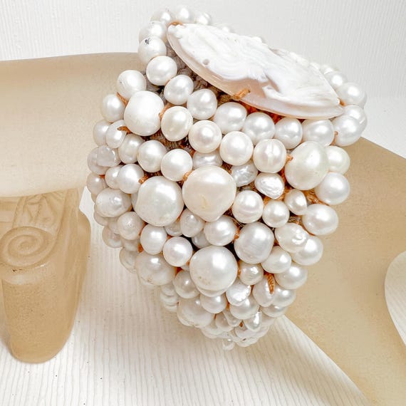 Vintage LARGE Italian Pearl Bracelet - Amedeo Carved Cameo
