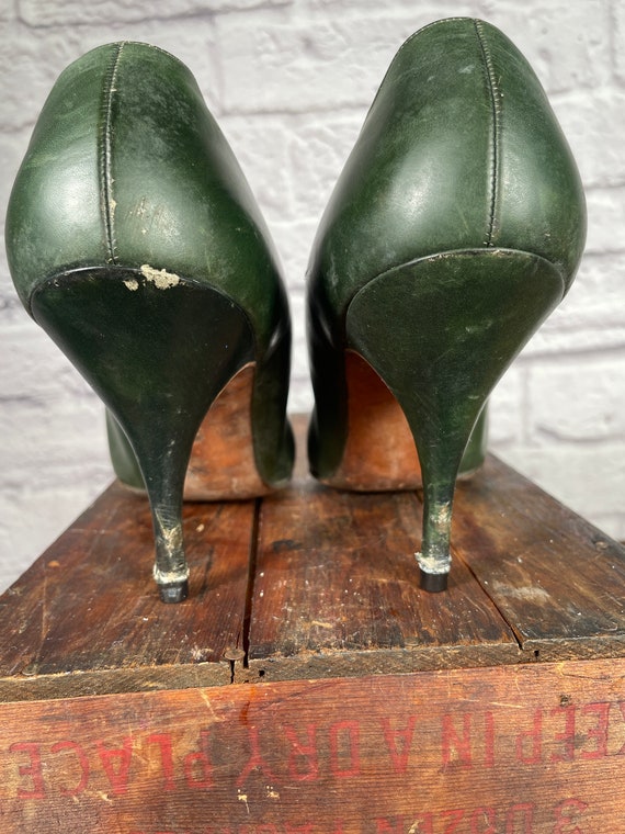 Vintage green leather heels size 8.5  De Liso Deb… - image 8