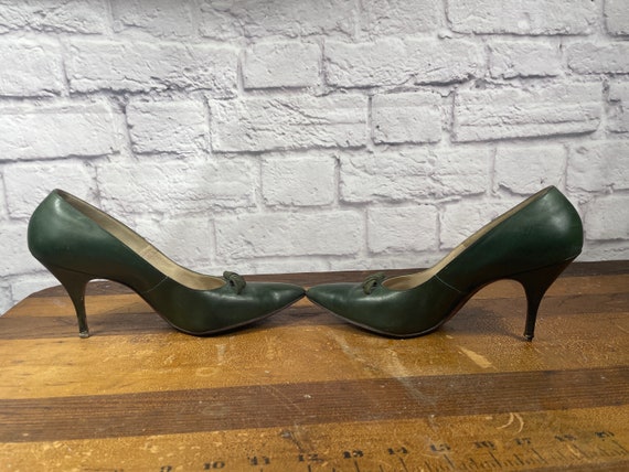 Vintage green leather heels size 8.5  De Liso Deb… - image 2